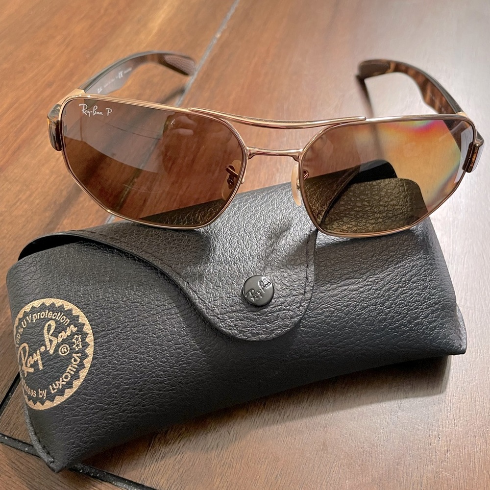 NEW Ray-Ban poloarized sunglasses RB3672